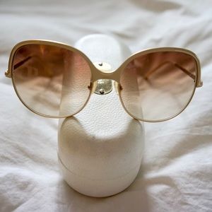CHLOE. cream gradient retro sunglasses with box